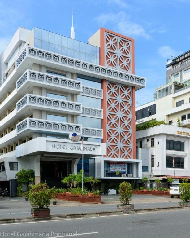 Hotel Gajahmada Pontianak Exteriér fotografie