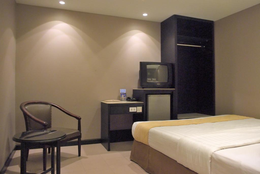 Hotel Gajahmada Pontianak Exteriér fotografie