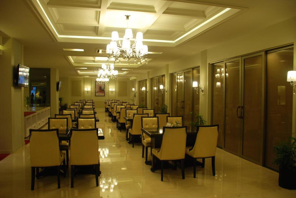 Hotel Gajahmada Pontianak Exteriér fotografie